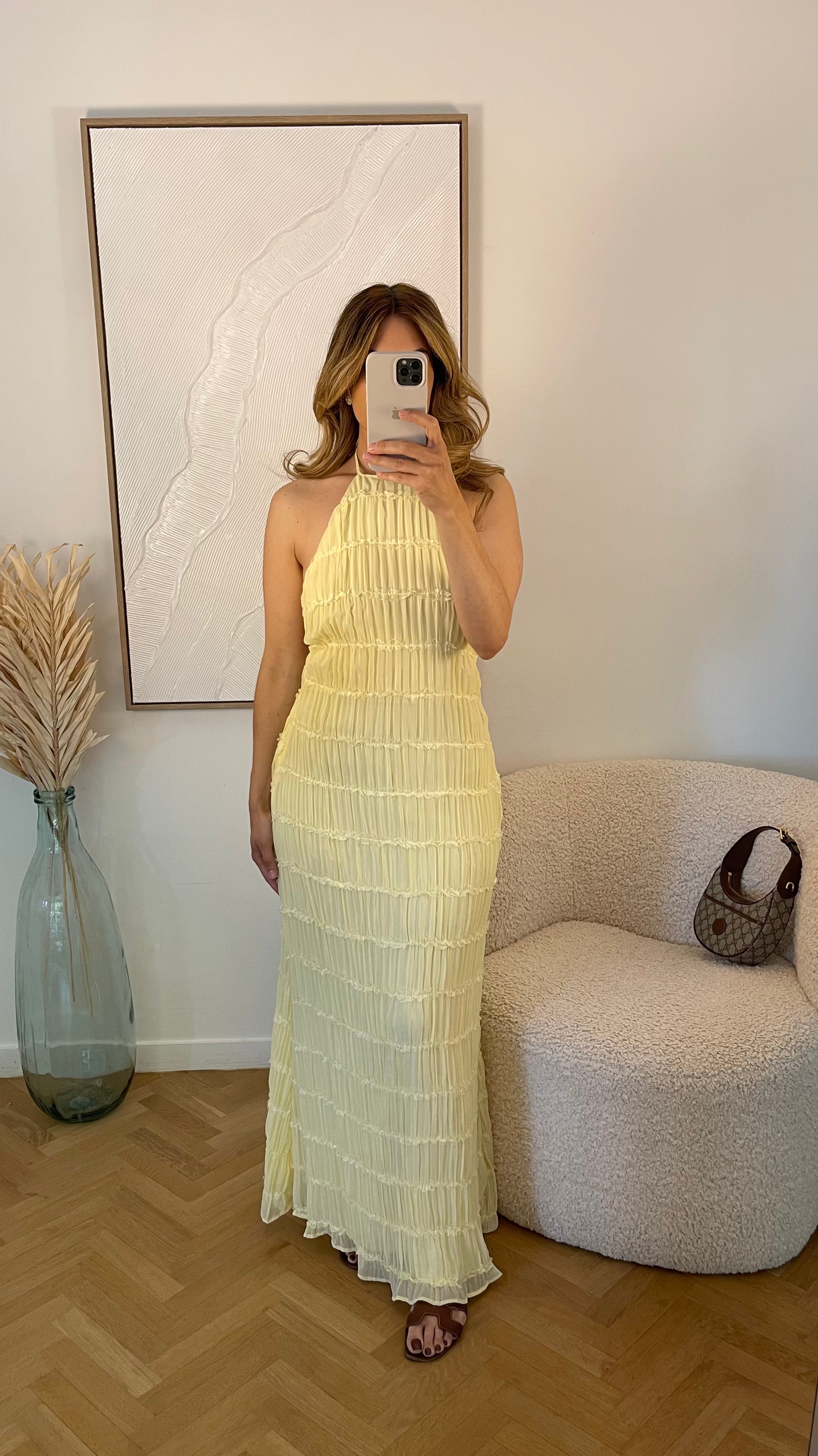 Robe longue dos nu à volants col montant jaune